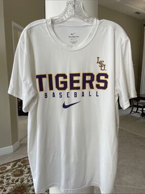 Nike LSU dri-fit tshirt, XL